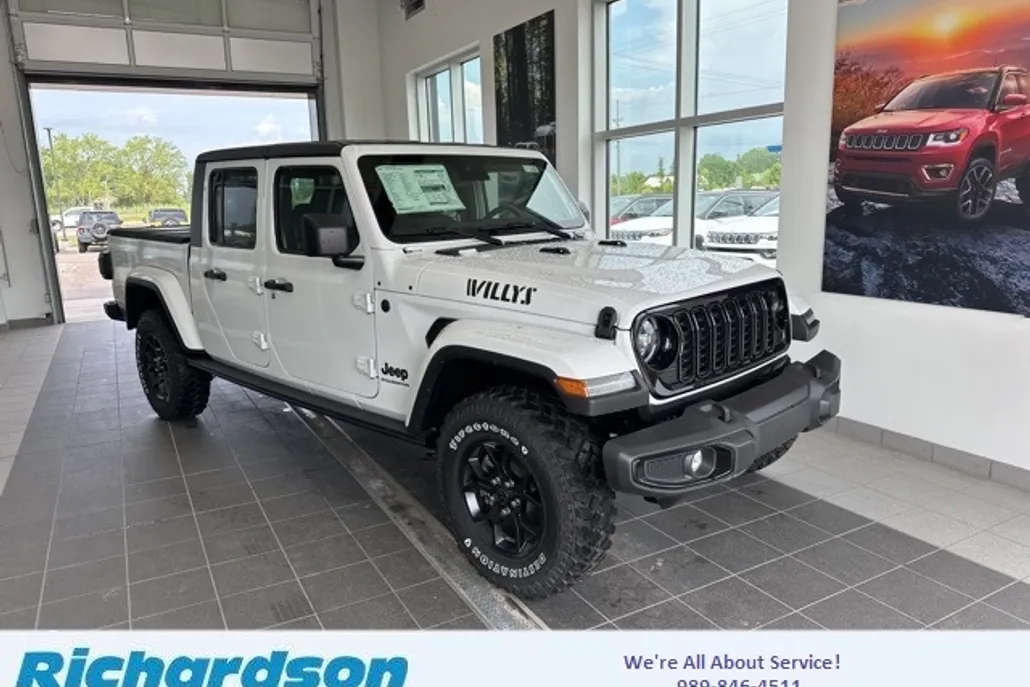 2024 Jeep Gladiator Willys photo 1