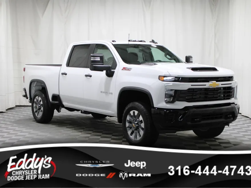 2025 Chevrolet Silverado 2500HD Custom photo 1