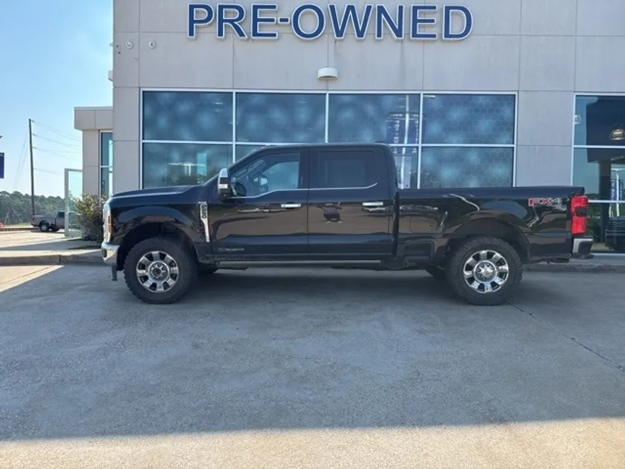 2024 Ford F-250 photo 1