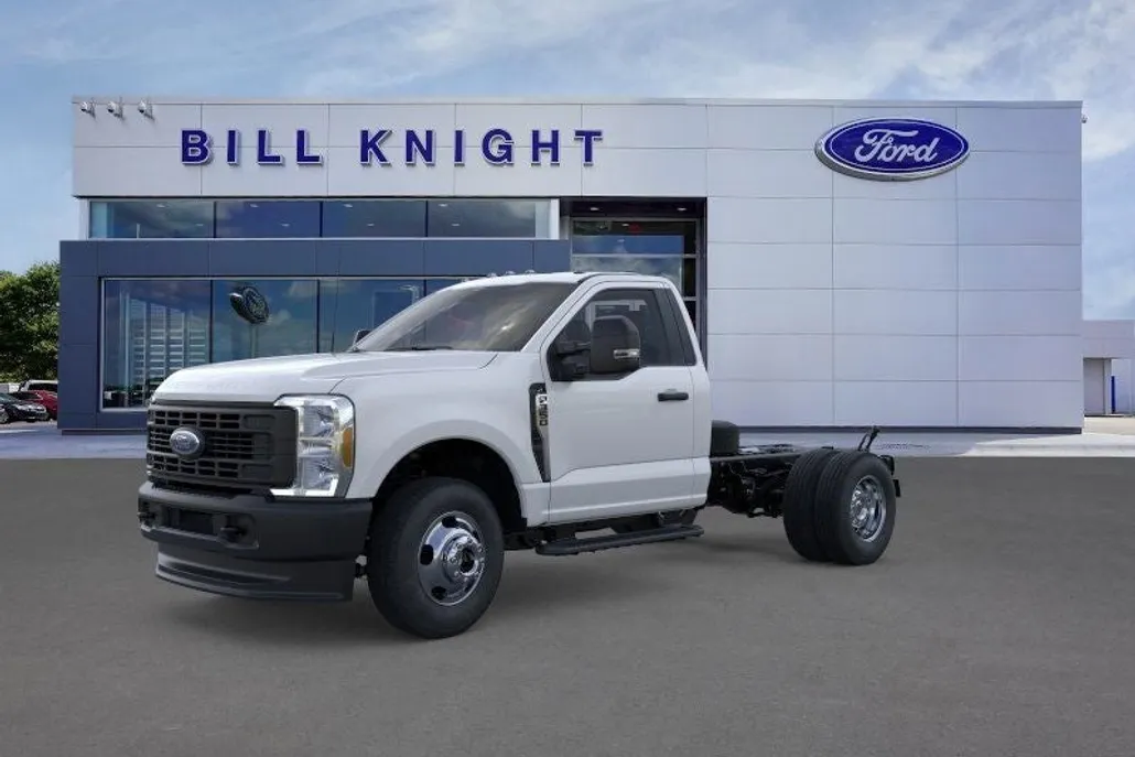 2026 Ford F-350 photo 1