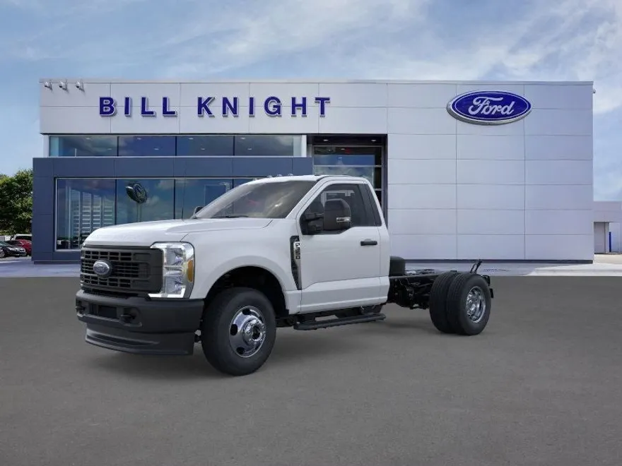 2026 Ford F-350 photo 1