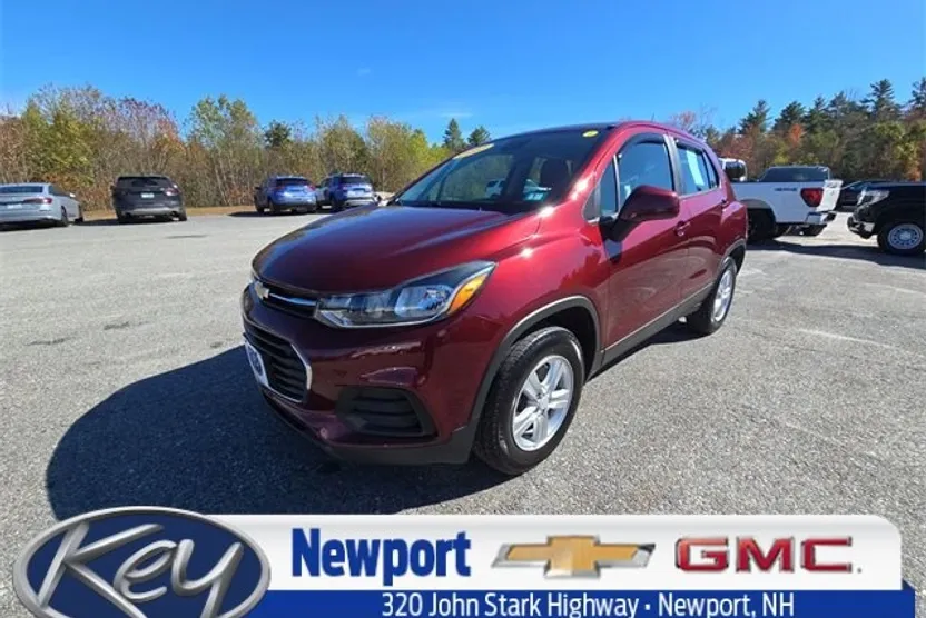 2017 Chevrolet Trax LS photo 1