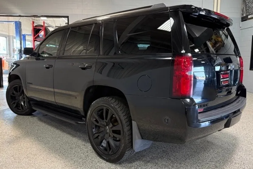 2018 Chevrolet Tahoe Premier photo 1