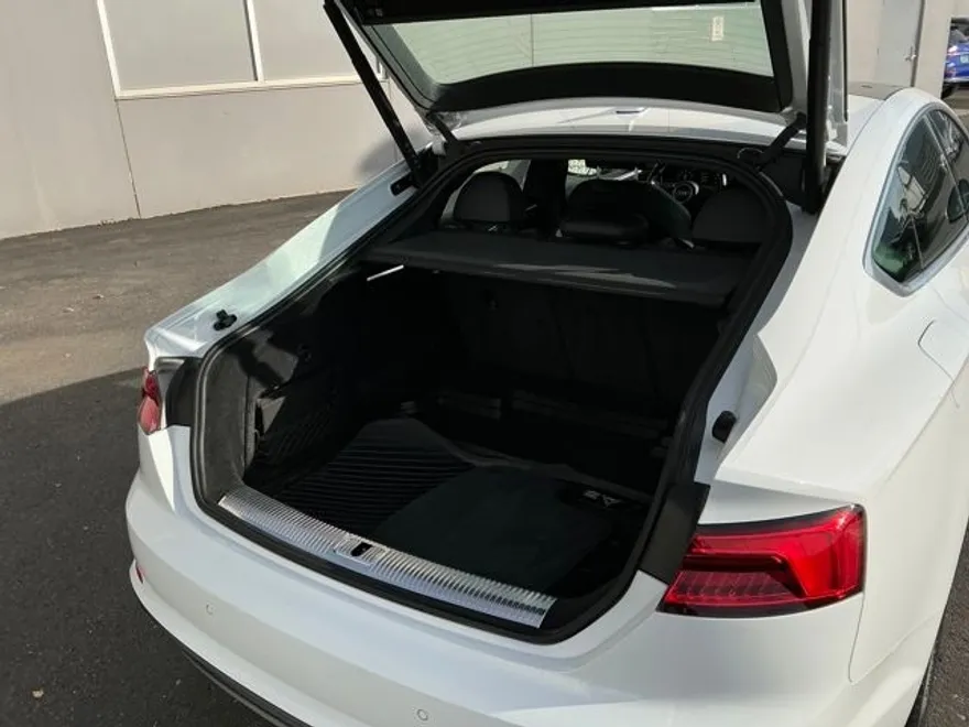2018 Audi A5 2.0T Prestige photo 1