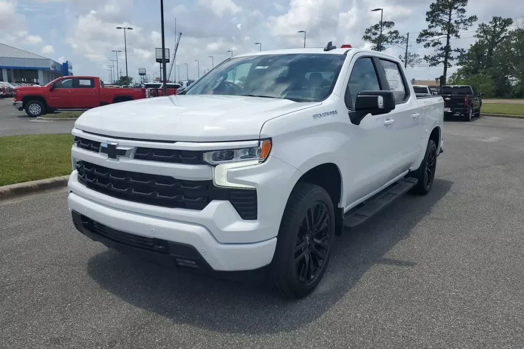 2025 Chevrolet Silverado 1500 RST photo 1