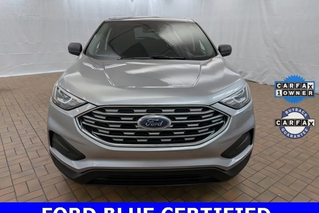 2020 Ford Edge SE photo 1