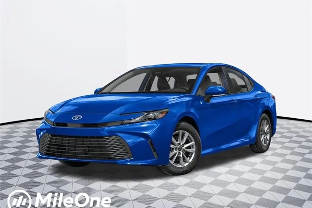 2026 Toyota Camry LE photo 1