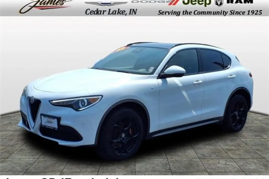 2022 Alfa Romeo Stelvio Ti photo 1