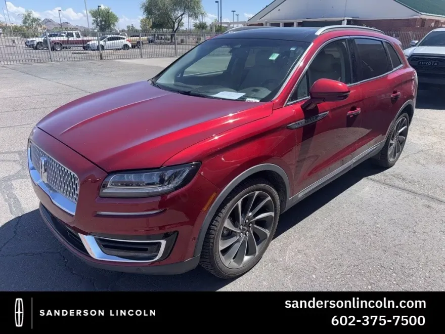 2019 Lincoln Nautilus Reserve photo 1