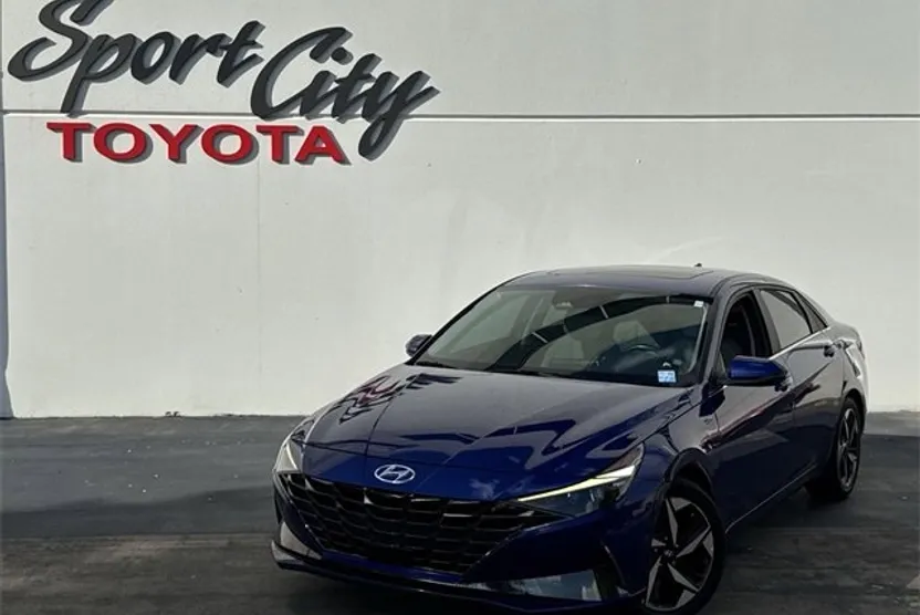 2023 Hyundai Elantra Hybrid Limited photo 1