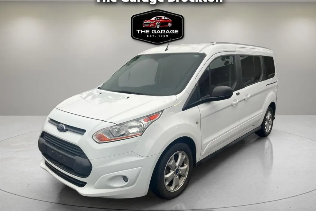 2017 Ford Transit XLT photo 1