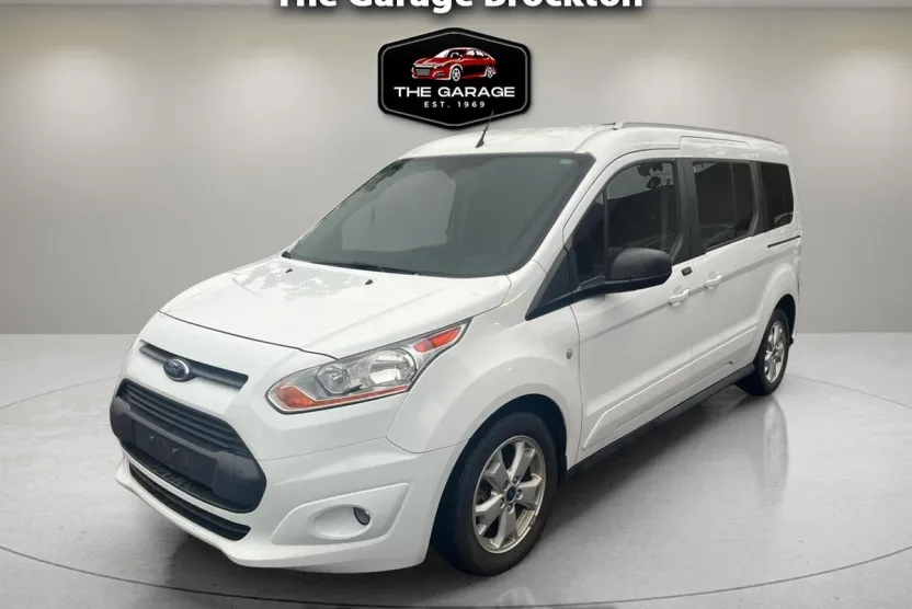 2017 Ford Transit XLT photo 1