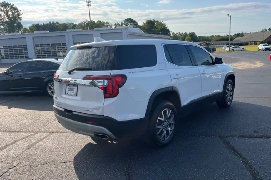 2022 Gmc Acadia SLE photo 1