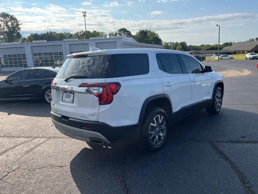 2022 Gmc Acadia SLE photo 1