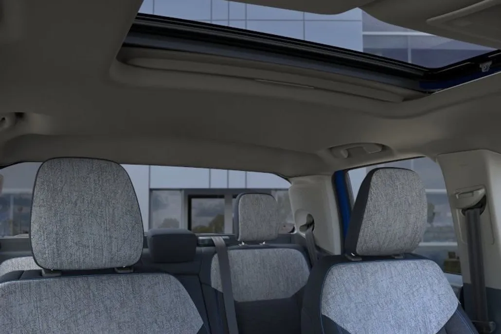 2025 Ford Maverick XLT photo 1