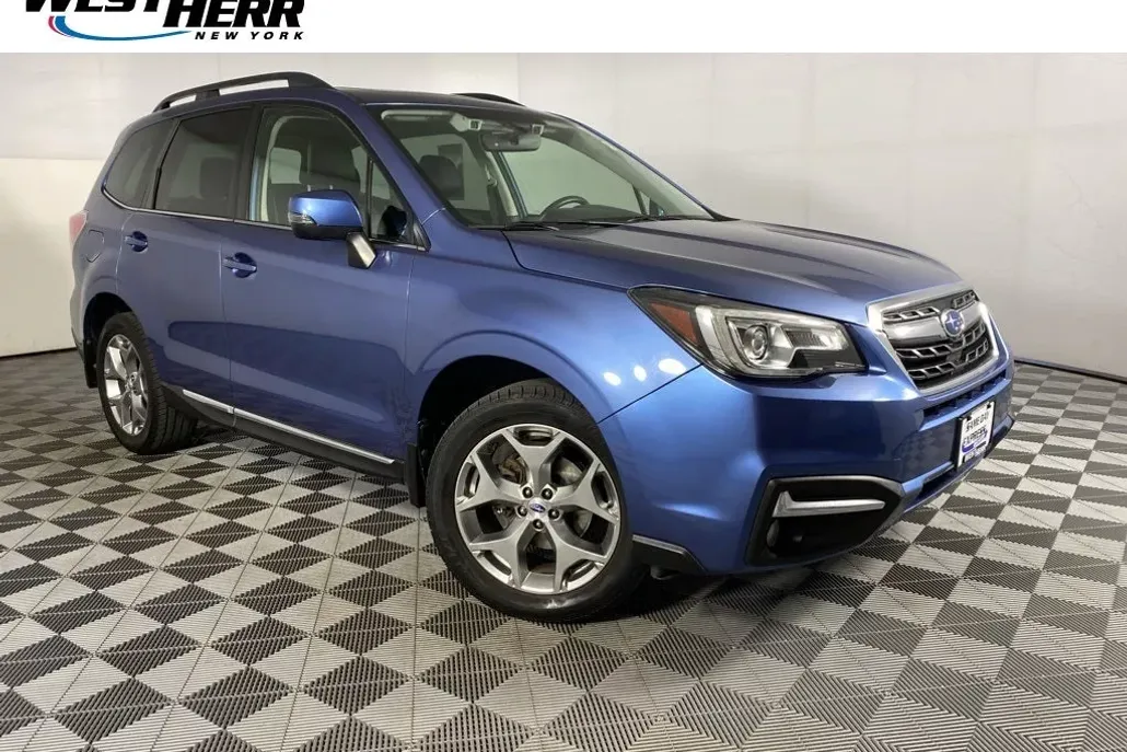 2017 Subaru Forester 2.5i Touring photo 1