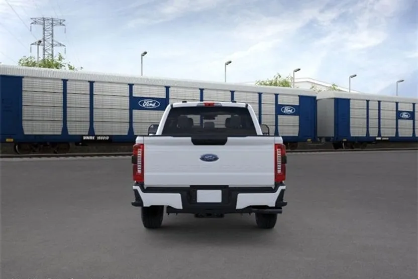 2026 Ford F-250 photo 1