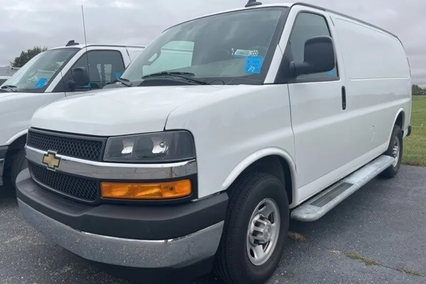 2024 Chevrolet Express 2500 Work Van Cargo photo 1