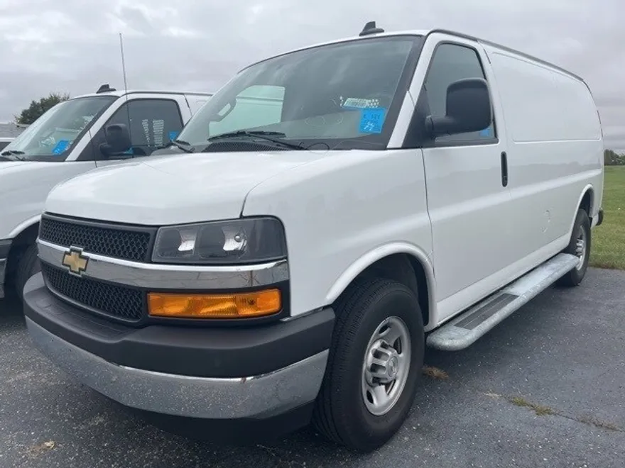 2024 Chevrolet Express 2500 Work Van Cargo photo 1