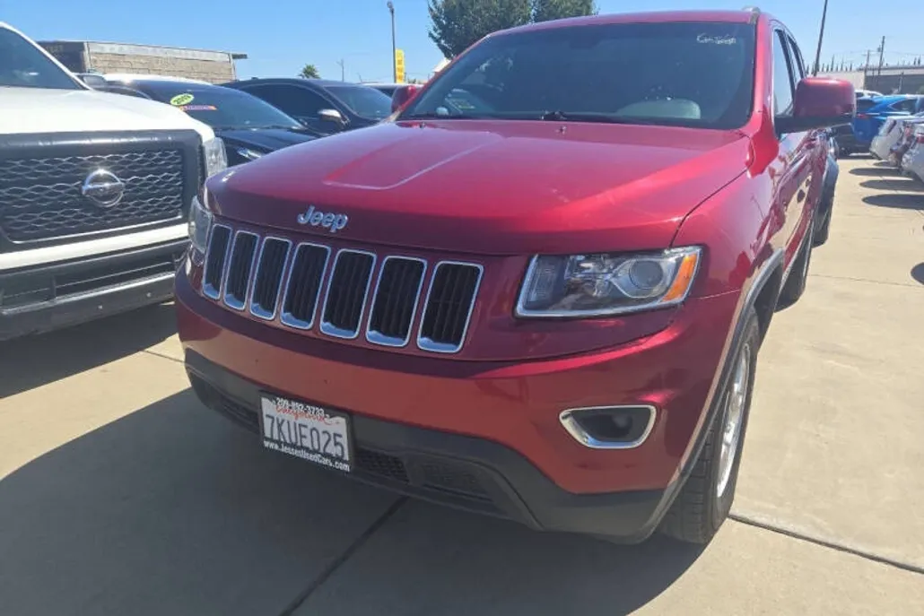 2015 Jeep Grand Cherokee Laredo photo 1