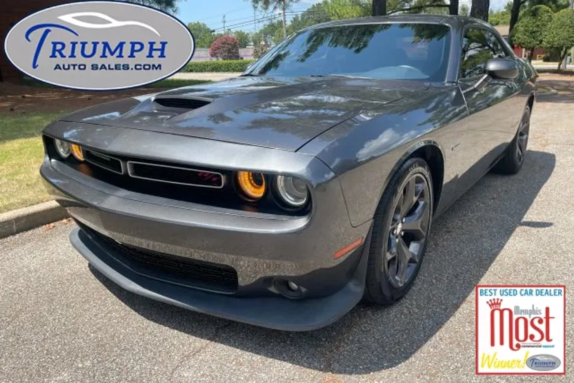 2019 Dodge Challenger R/T photo 1