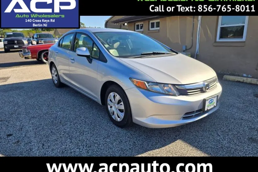 2012 Honda Civic LX photo 1