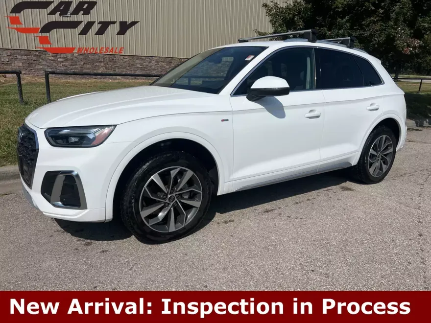 2022 Audi Q5 45 S line Premium photo 1