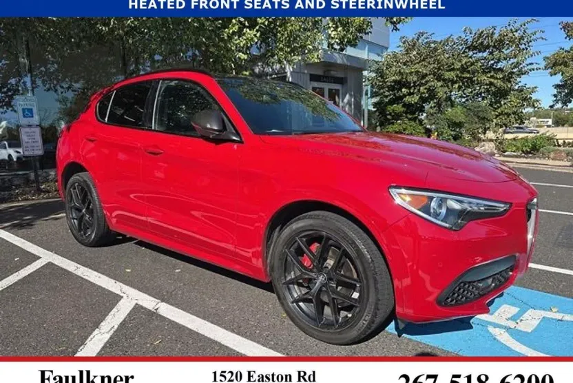 2020 Alfa Romeo Stelvio Ti Sport photo 1