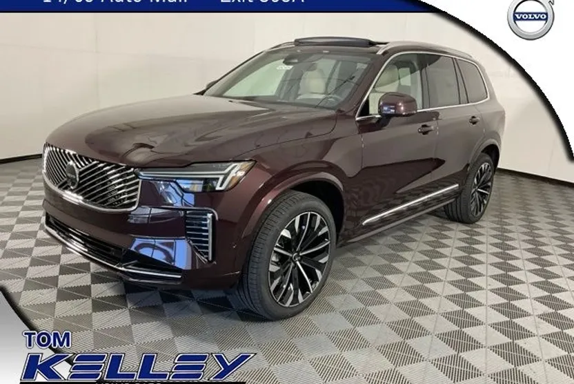 2026 Volvo XC90 Plus photo 1