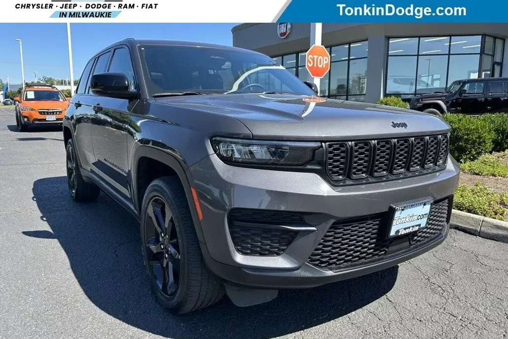 2023 Jeep Grand Cherokee Altitude X photo 1