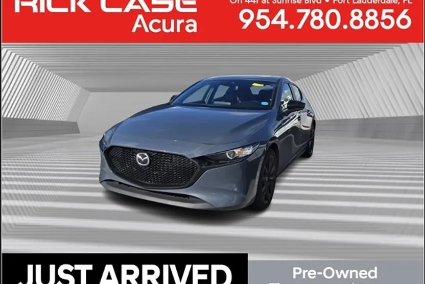 2023 Mazda Mazda3 Hatchback 2.5 s Carbon photo 1