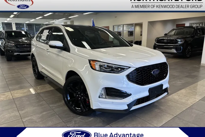 2022 Ford Edge ST photo 1