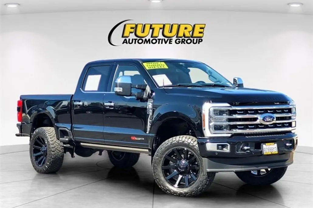 2024 Ford F-350 Platinum photo 1