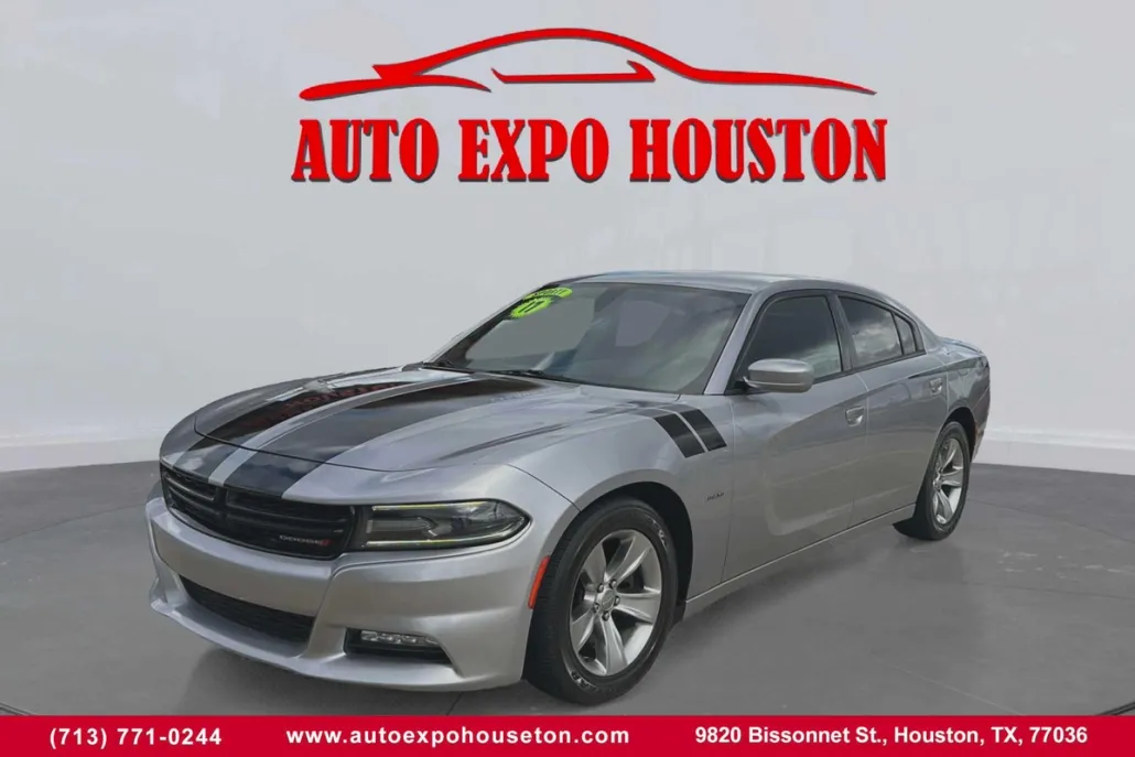 2017 Dodge Charger R/T photo 1