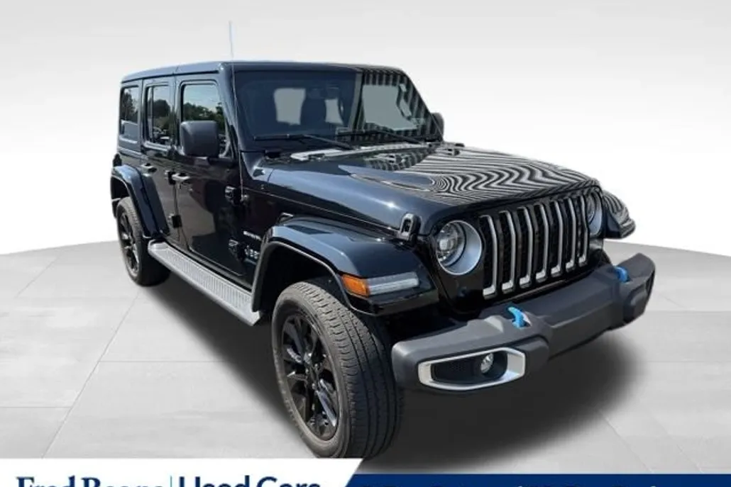 2023 Jeep Wrangler Sahara 4xe photo 1
