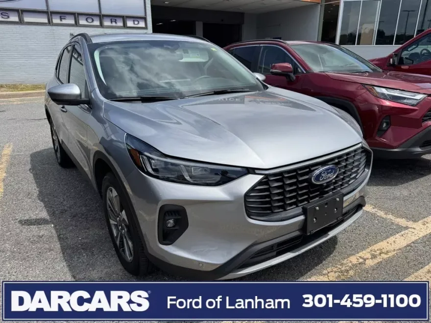 2024 Ford Escape Platinum photo 1
