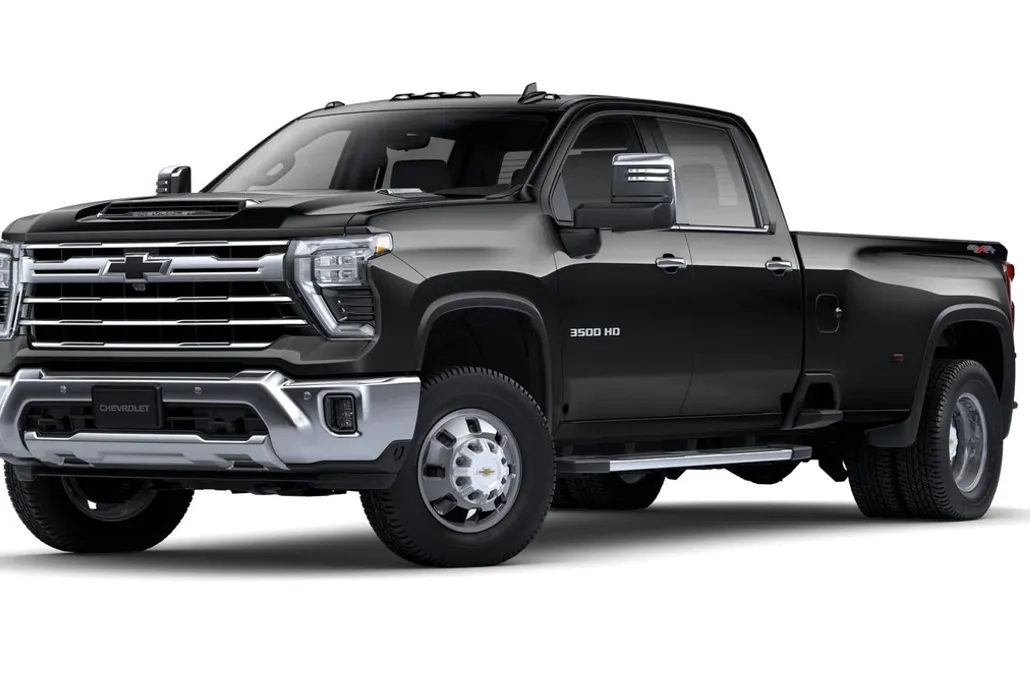 2025 Chevrolet Silverado 3500HD LTZ photo 1