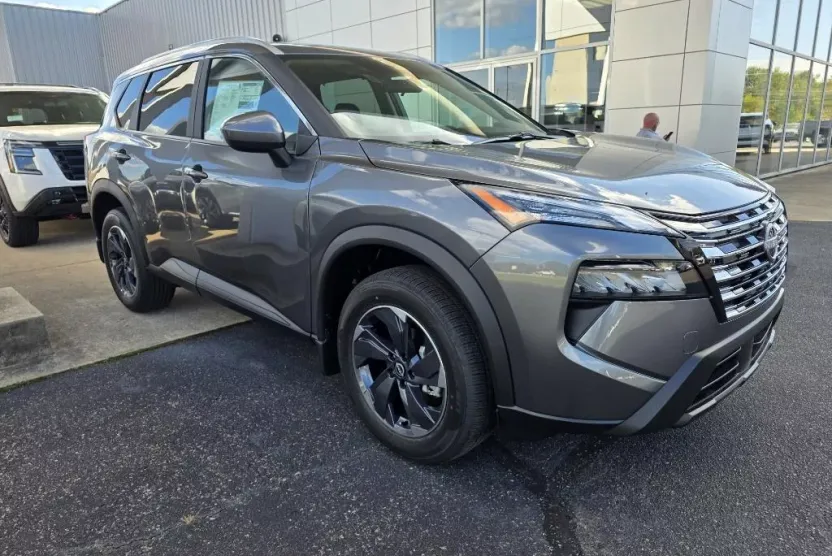 2026 Nissan Rogue SV photo 1