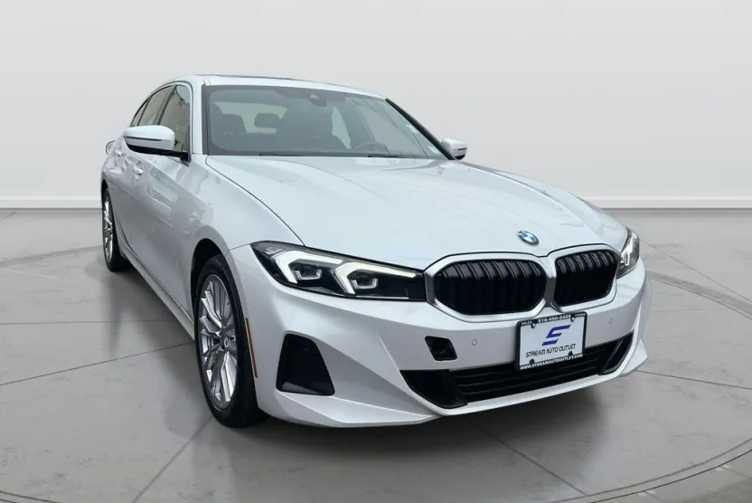 2024 Bmw 330i xDrive photo 1