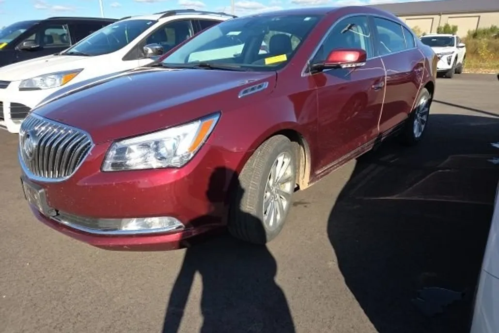 2016 Buick LaCrosse Leather photo 1