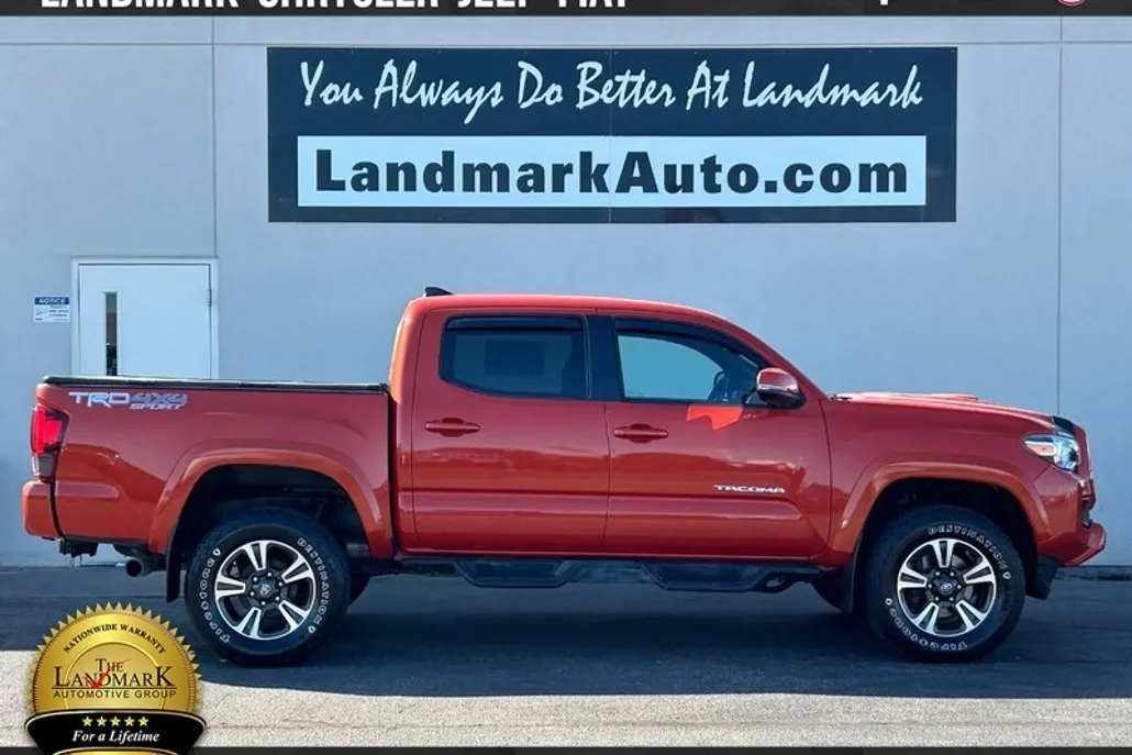 2018 Toyota Tacoma Double Cab V6 4x4 photo 1