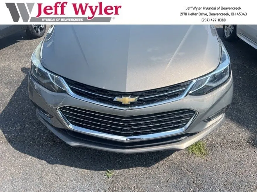 2018 Chevrolet Cruze Premier photo 1