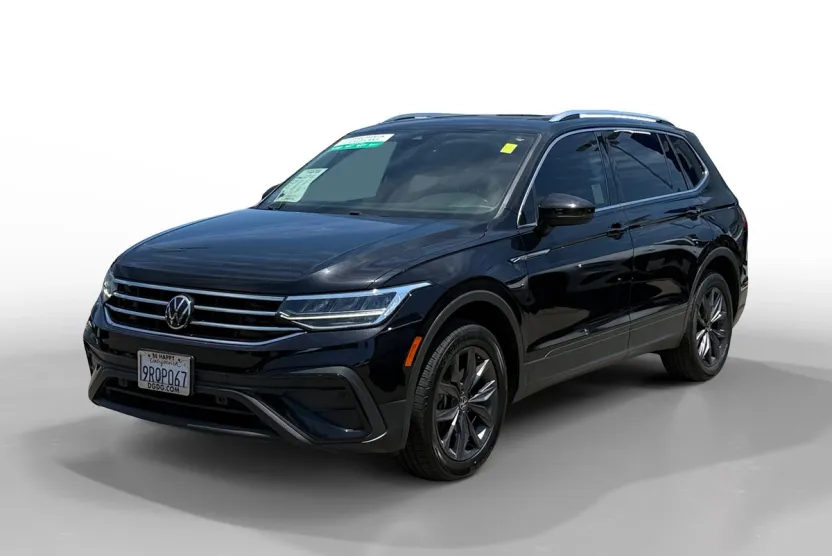 2022 Volkswagen Tiguan SE photo 1