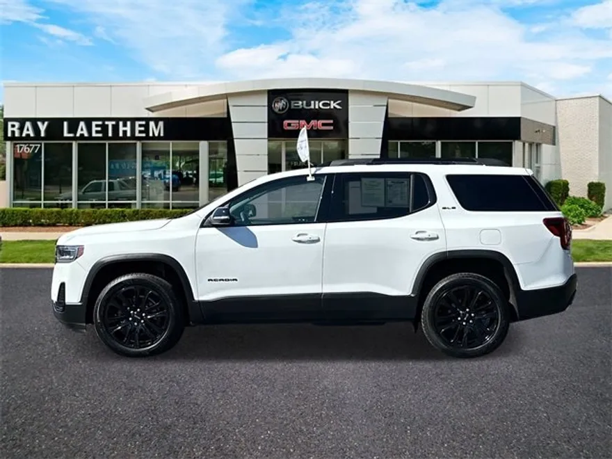 2022 Gmc Acadia SLE photo 1