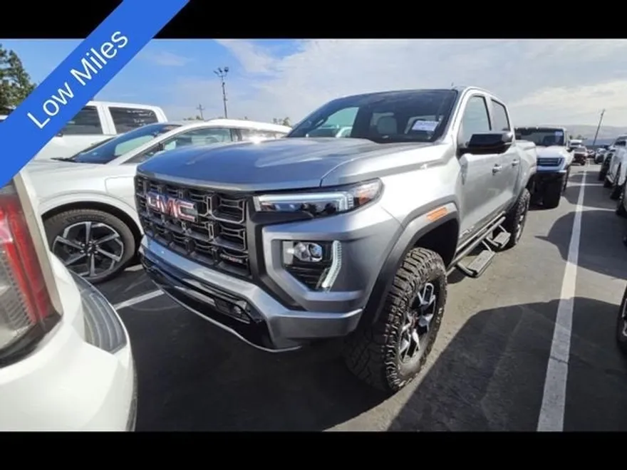 2024 Gmc Canyon AT4X photo 1