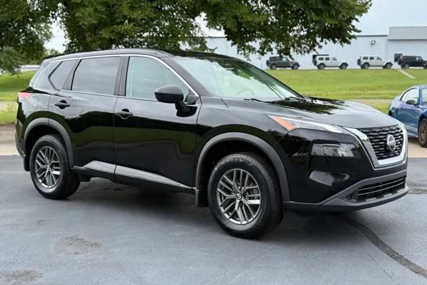 2021 Nissan Rogue S photo 1