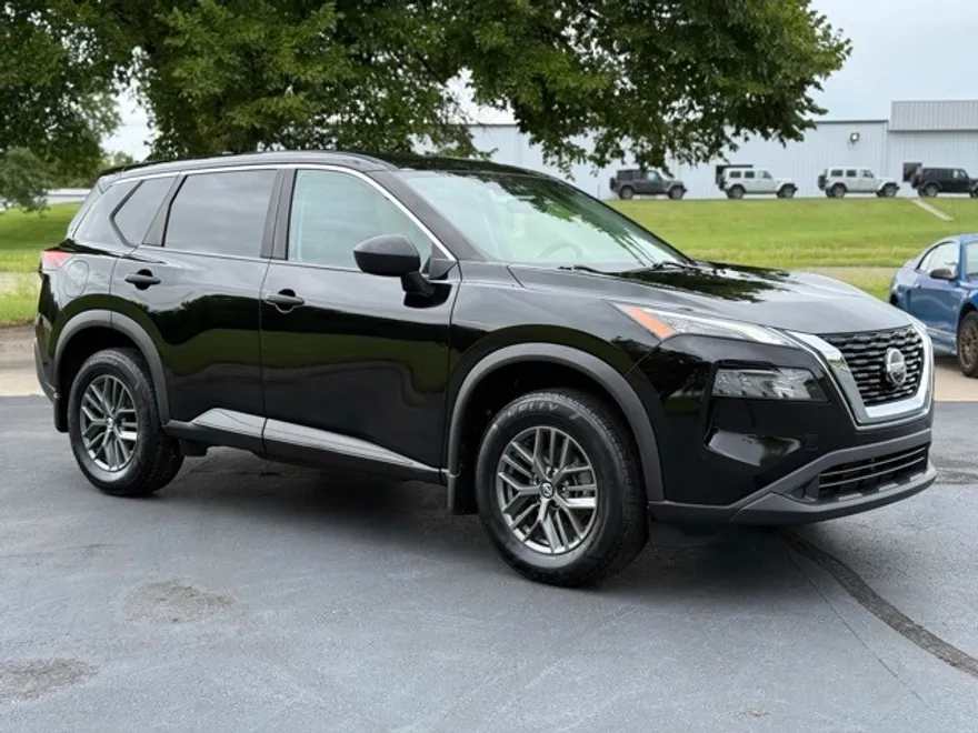 2021 Nissan Rogue S photo 1