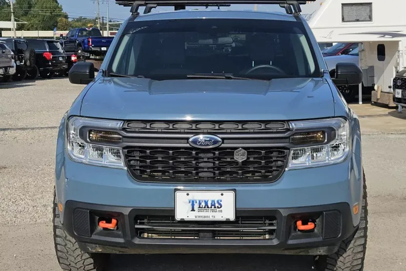 2022 Ford Maverick XLT photo 1