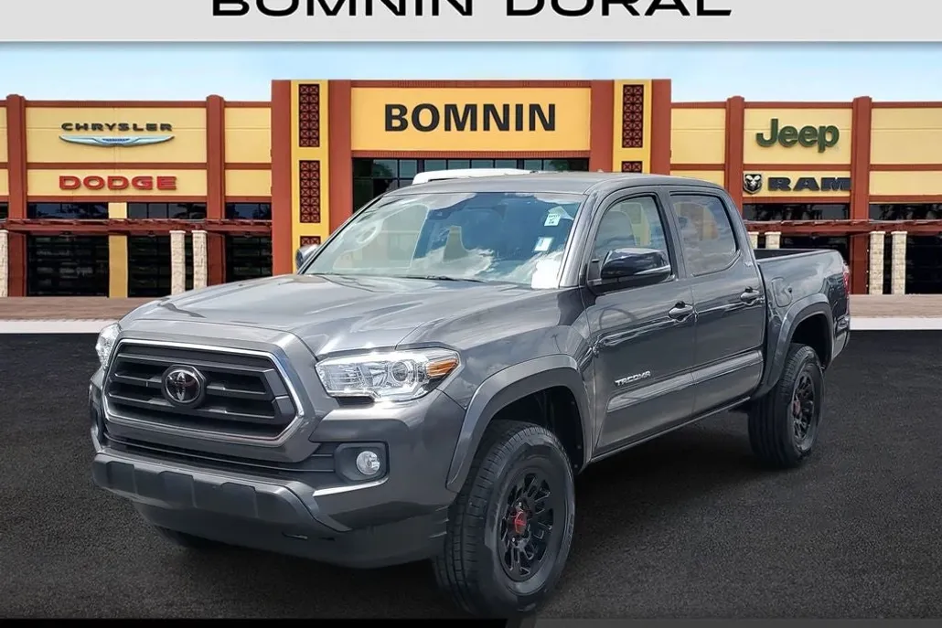 2022 Toyota Tacoma SR5 V6 photo 1