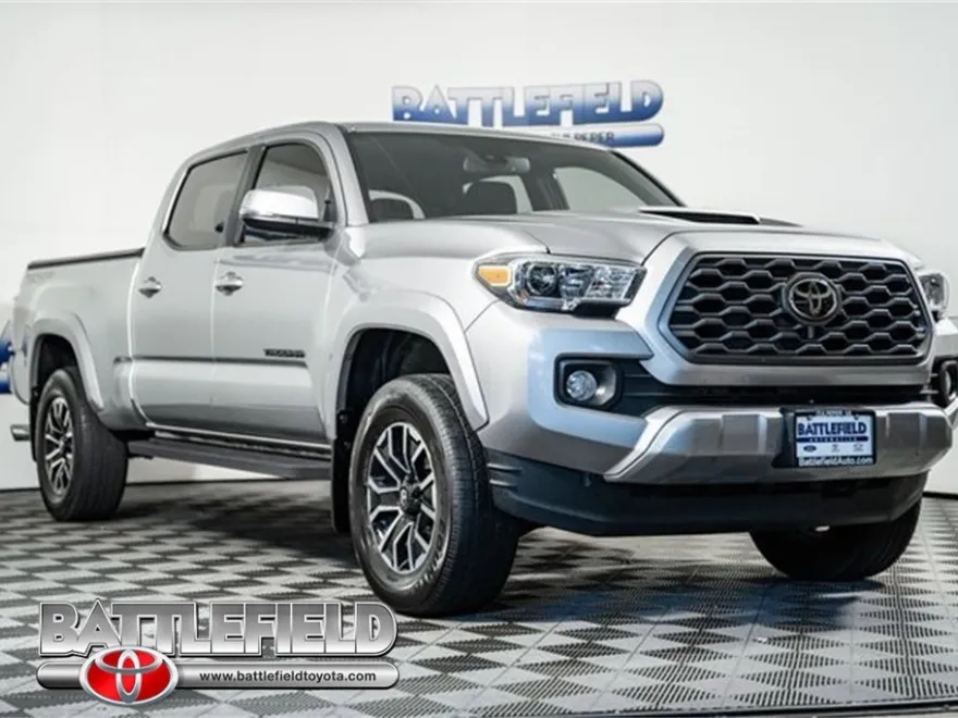 2023 Toyota Tacoma TRD Sport V6 photo 1